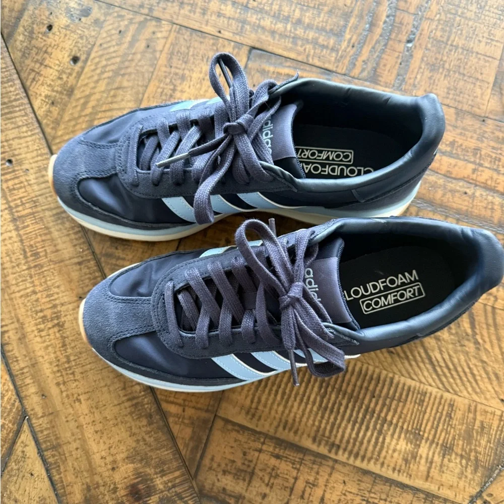 Adidas Run 70s 2.0 - Picture 2 of 3